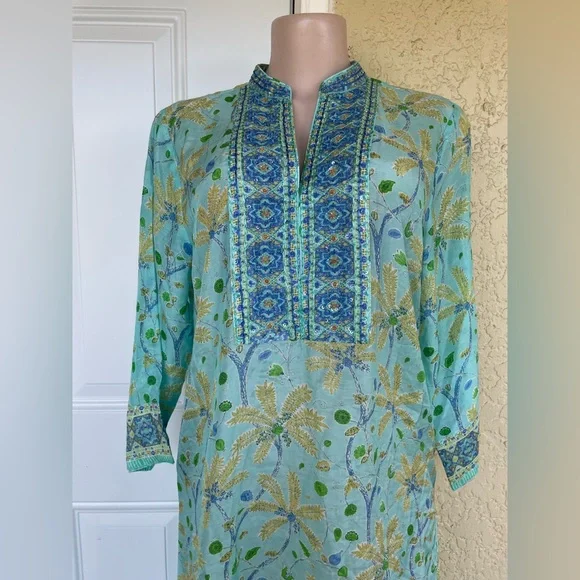 Bella Tu Elegant Floral Long Sleeve Dress in Blue and Green - Picture 3 of 10